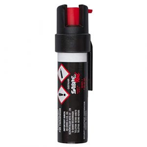 SABRE RED Tierabwehr-Spray (Pfeffer-Spray) mit Trageclip und UV-Marker Verteidigungs-Spray in den USA – kompaktes Design mit großem Schutz, 35 Sprühstöße mit bis zu 3m Reichweite